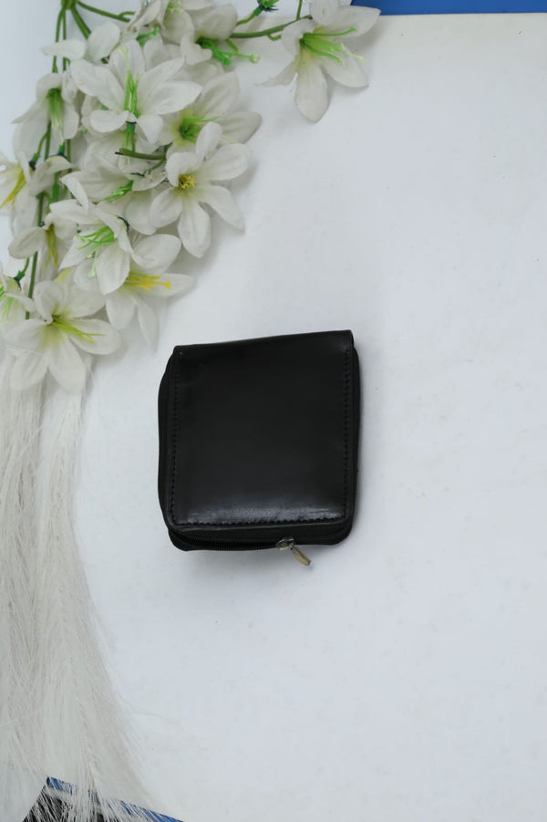 Black Leather  Wallet With Zipper